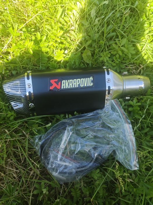 Прямоточний глушник Akrapovic вихлоп