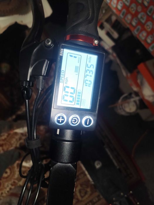 Trotinete urban glide e-cross pro boost 2