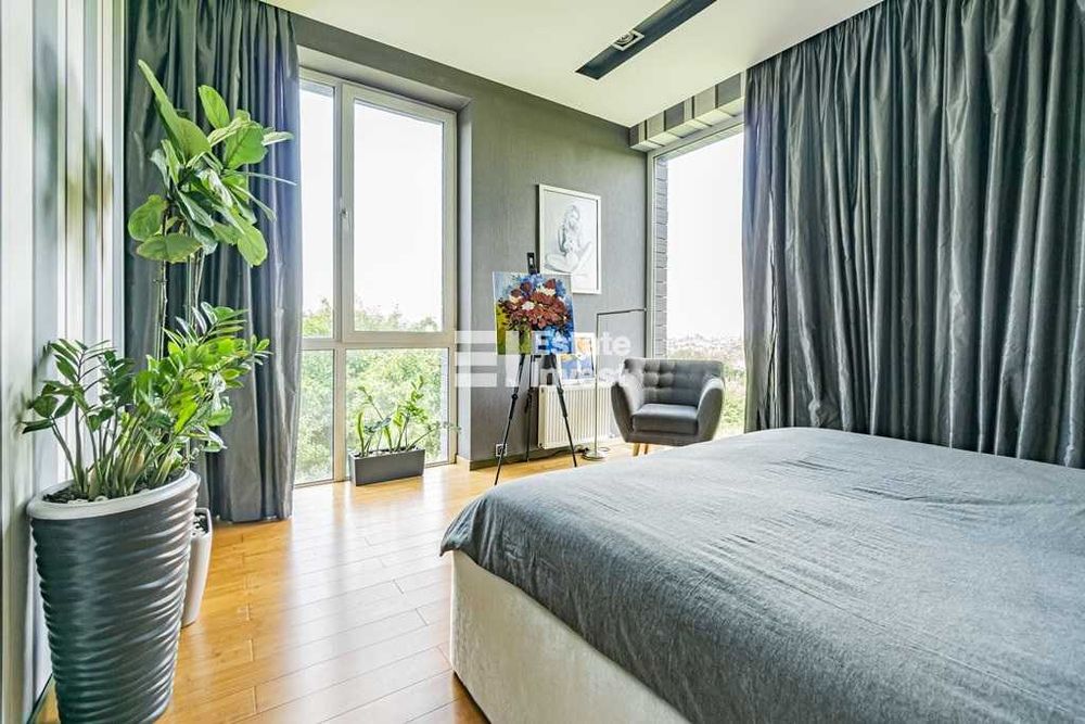 Здається 2-поверховий будинок в селі Коротич, Харківський р-н