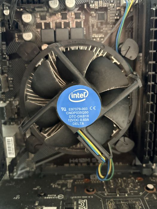 Sprzedam komputer gtx1650 phoenix  Intel Core i3-10100F