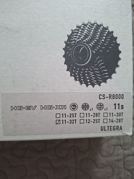 Kaseta SHIMANO Ultegra CS-R8000 11rz 11-32 Nowa