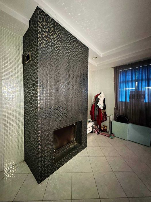 Терміново будинок 640кв.м з ремонтом, Троєщина, Можно під комерцію!!!