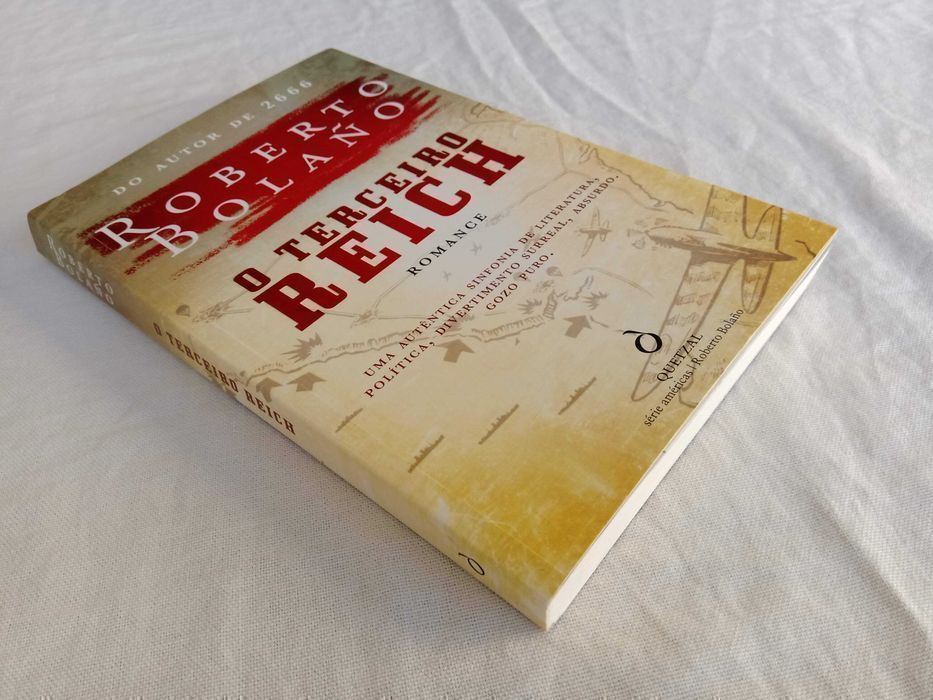 Livro O Terceiro Reich de Roberto Bolaño [Portes Grátis]