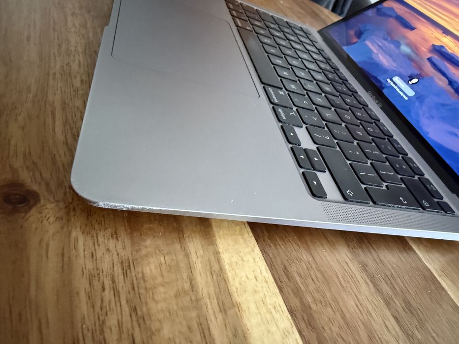 Apple Macbook Air A2337 13,3" (2020) / M1 / 8GB / 256GB SSD / Silver