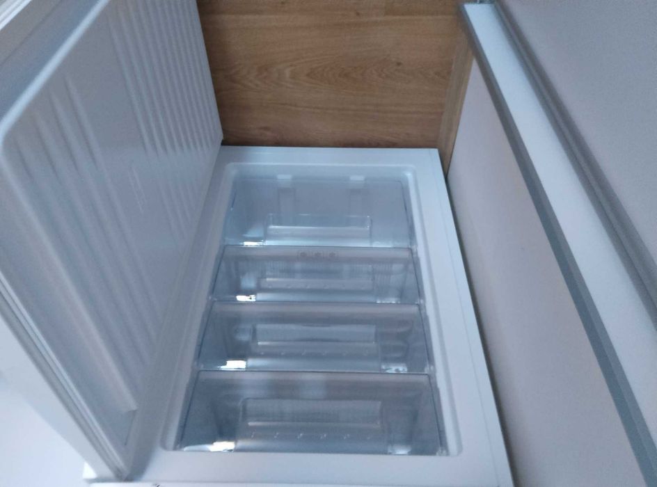 Sprzedam zamrażarkę MPM 100 ZS