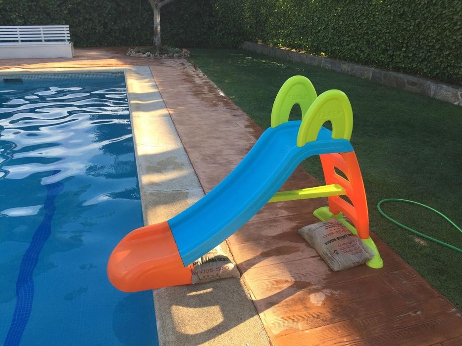 Escorrega com opção de água    2-7 anos   [150 cm] NOVO - ENVIO GRÁTIS