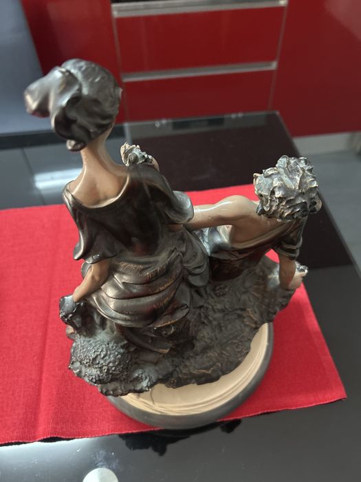 Estatueta classica estilo Art Nouveau 34 cm - 6,3 lg