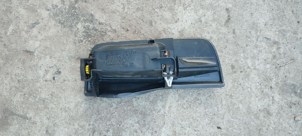 Продам пепельницу на renault laguna 2