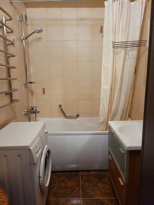 Комфортна стильна видова квартира