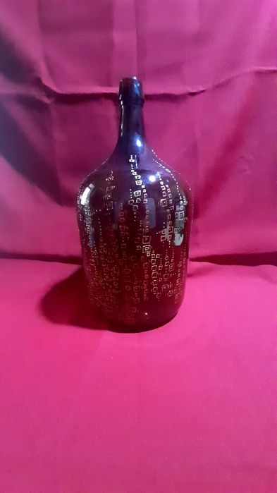 Garrafão Pintado à Mão com Tinta de Relevo