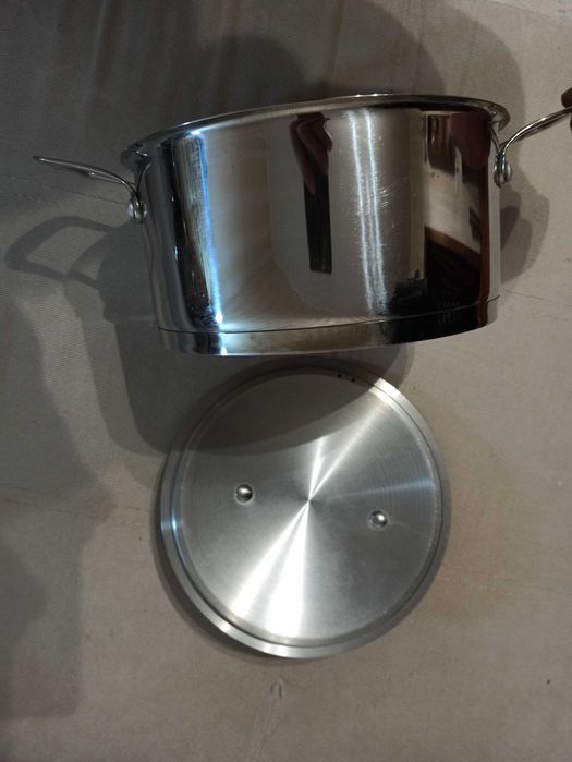 Кастрюля нержавійка HOME Creation 22cм 3.8л для усіх плит