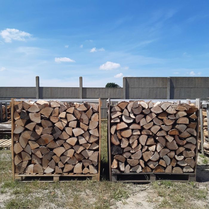 Drewno kominkowe i opałowe / sezonowane /