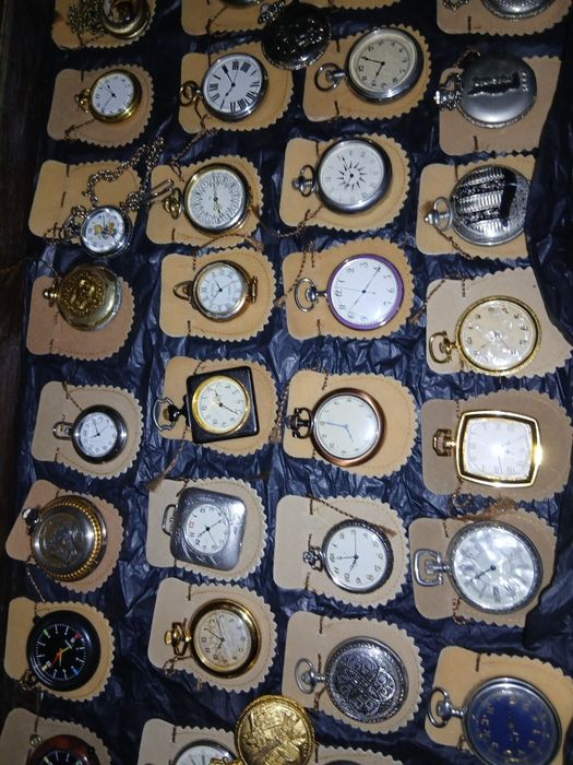 Colecao 50 Relogio Bolso   400 €