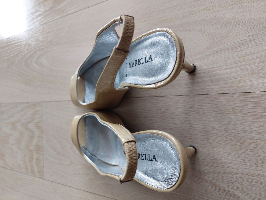 Buty na obcasie Marella