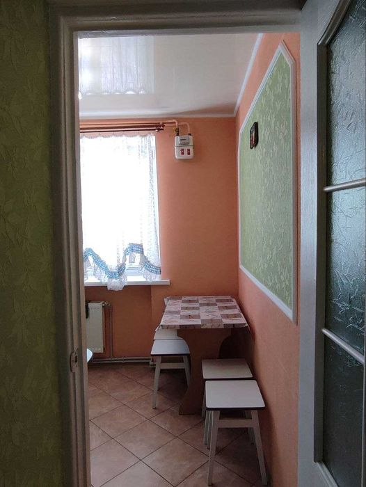 Сдам на длительный   срок  2-х ком. кв. ЦЕНТР .