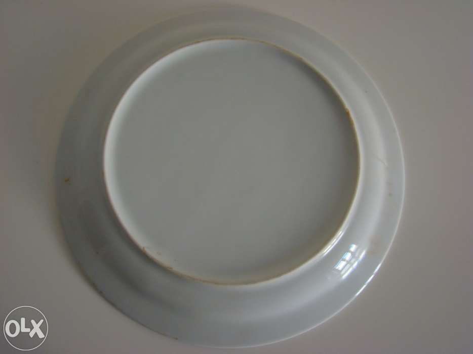 Prato VINTAGE em cerâmica portuguesa