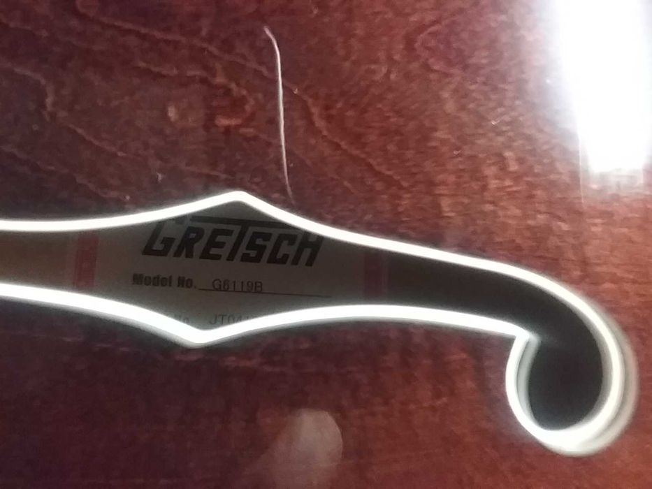 Baixo Gretsch G6119B  Hollowbody Walnut Japonesa  FAZER OFERTA
