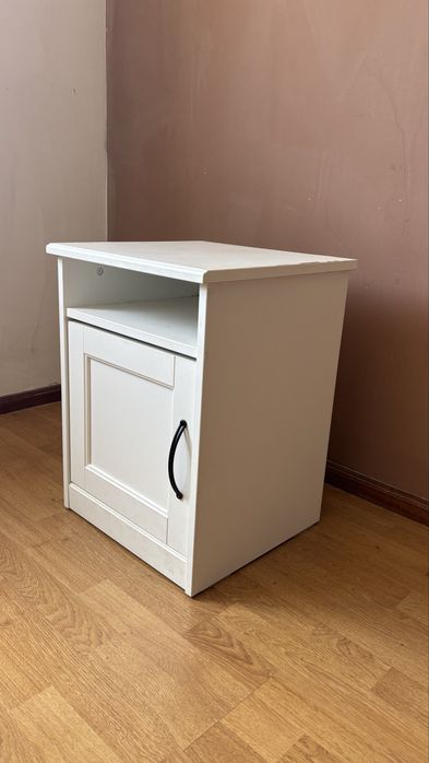 Mesa de Cabeceira branca IKEA