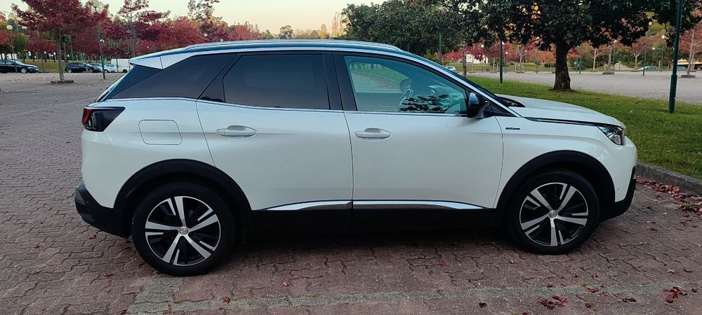 Peugeot 3008 1.6 BlueHDi GT Line (120 cv) – 2017 – Excelente Estado — photo 2