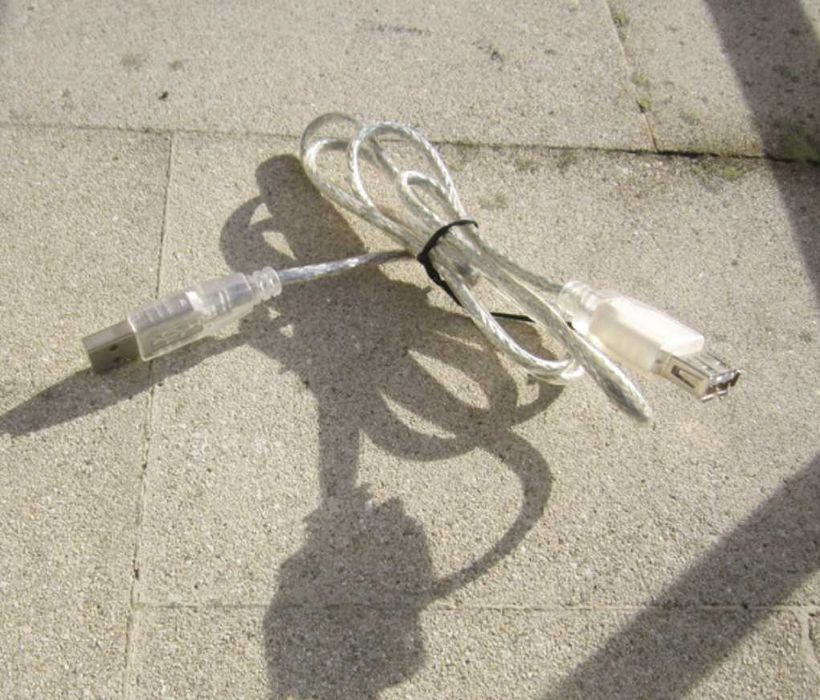 Cabo transparente prateado USB 2.0 Tipo A / Tipo B 0,87 m