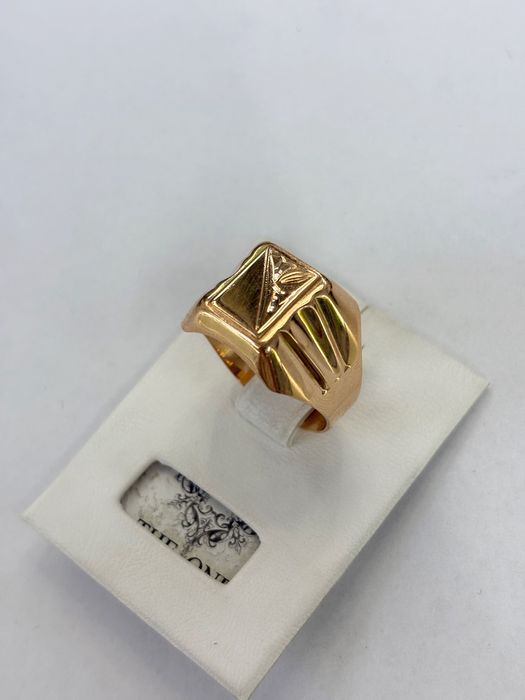 Золота печатка чоловіча 585*