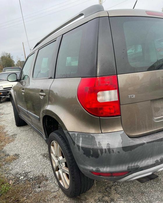 Skoda Yeti 2012 para peças