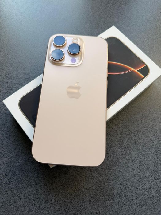 iPhone 16 Pro Złoty