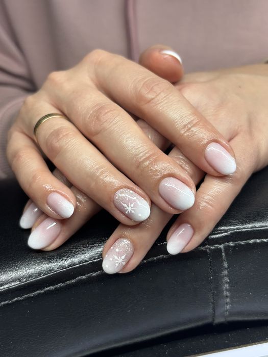 Manicure żelowy, hybrydowy przedłużanie  - atrakcyjne ceny, Jabłonna