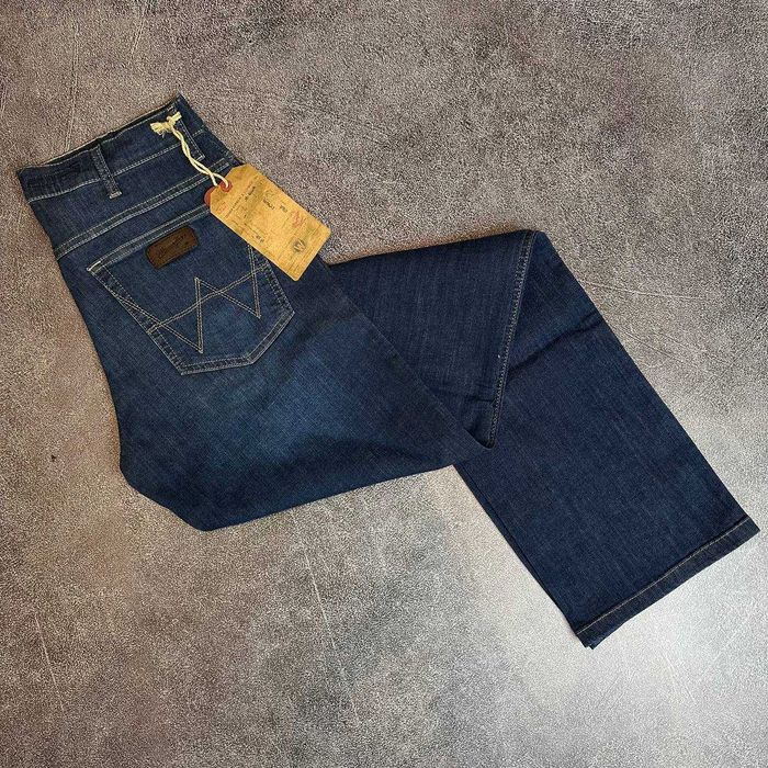 Класичні чоловічі джинси WRANGLER(розмір-32)-маломірять