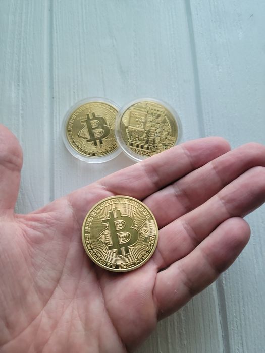 1 биткоин монета