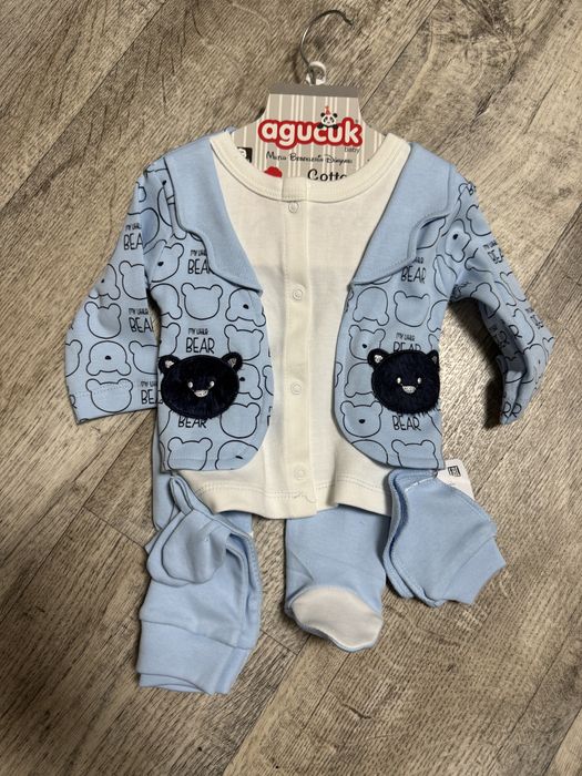 Костюмчик на хлопчика( 0-3 м.)