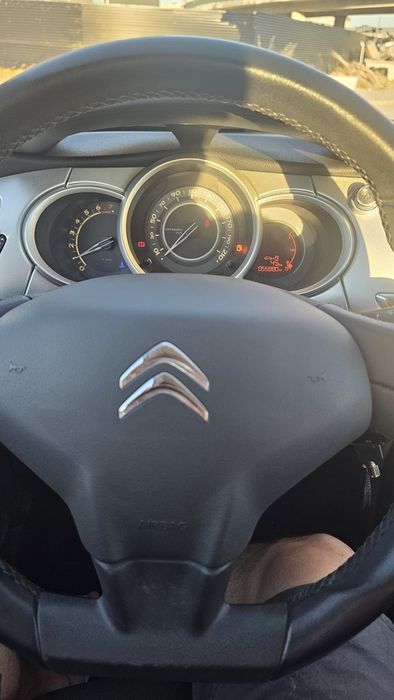 Citroen C3 muito novo