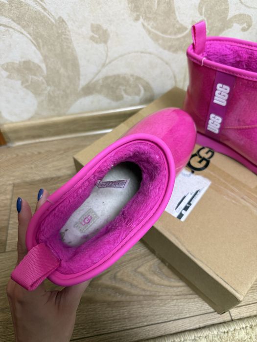 UGG kids classic mini clear оригинал илеальное состояние 24.5см