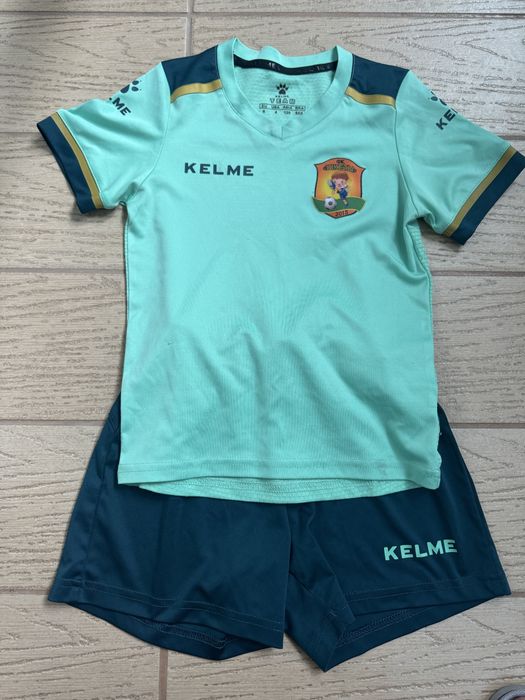 футбольна форма ФК Шкети,Кропивницький