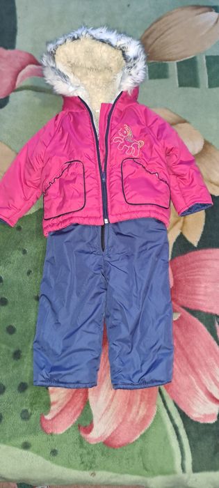 Зимовий комбінезон