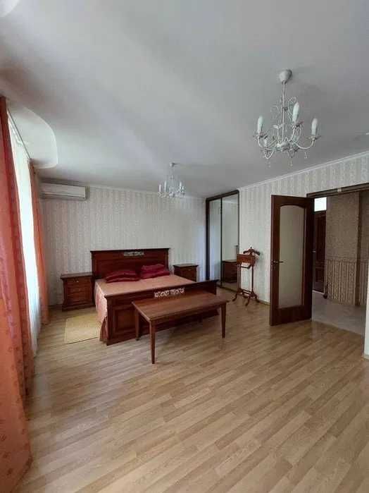 Продам коттедж   на Даче Ковалевского  ЛД