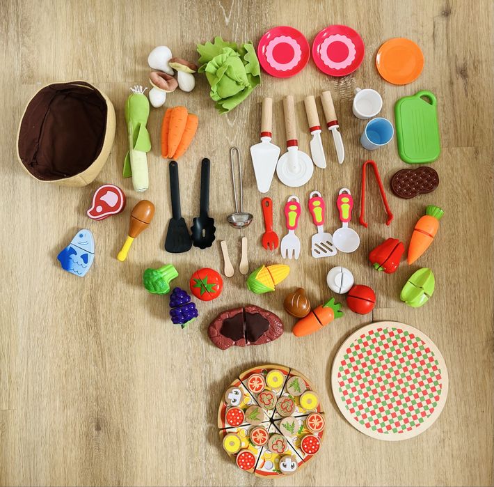 Kuchnia dla dzieci Ikea Duktig + zestaw akcesoriów