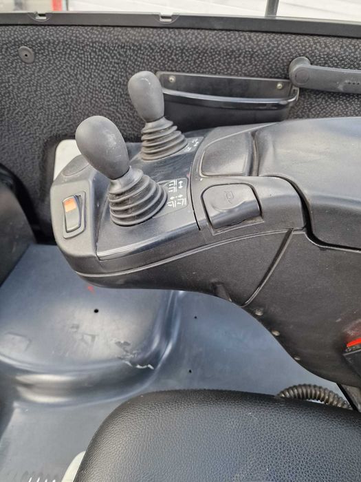 Sprzedam wózek widłowy Linde E-16