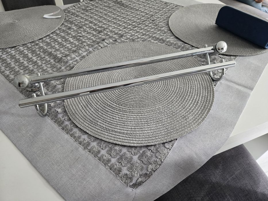 Podwójny  wieszak