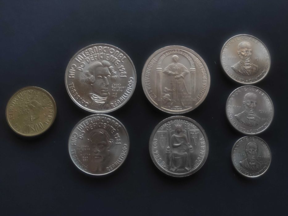 Conjunto 8 moedas 100$, 10$, 25$+5$+2.5$ Comemorativas