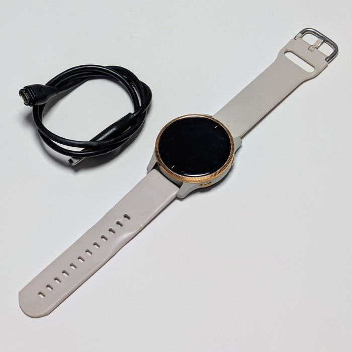 Garmin Venu Beżowy