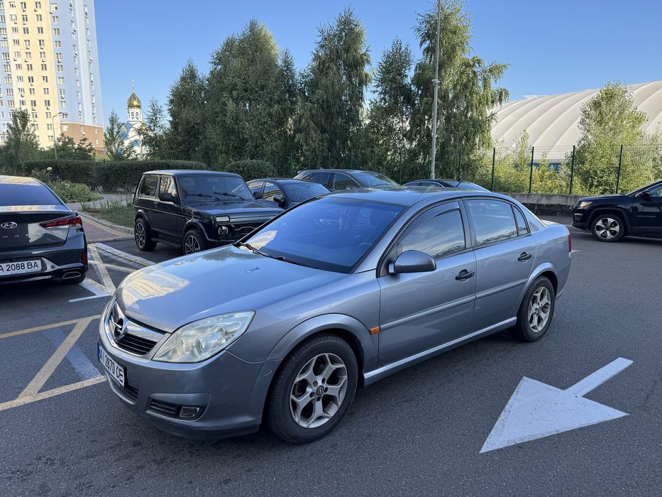 Опель віктра С автомат 2006 рік
