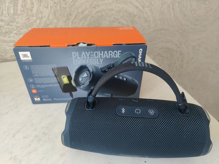 Jbl charge 6 , ідеальний стан, оригінал!