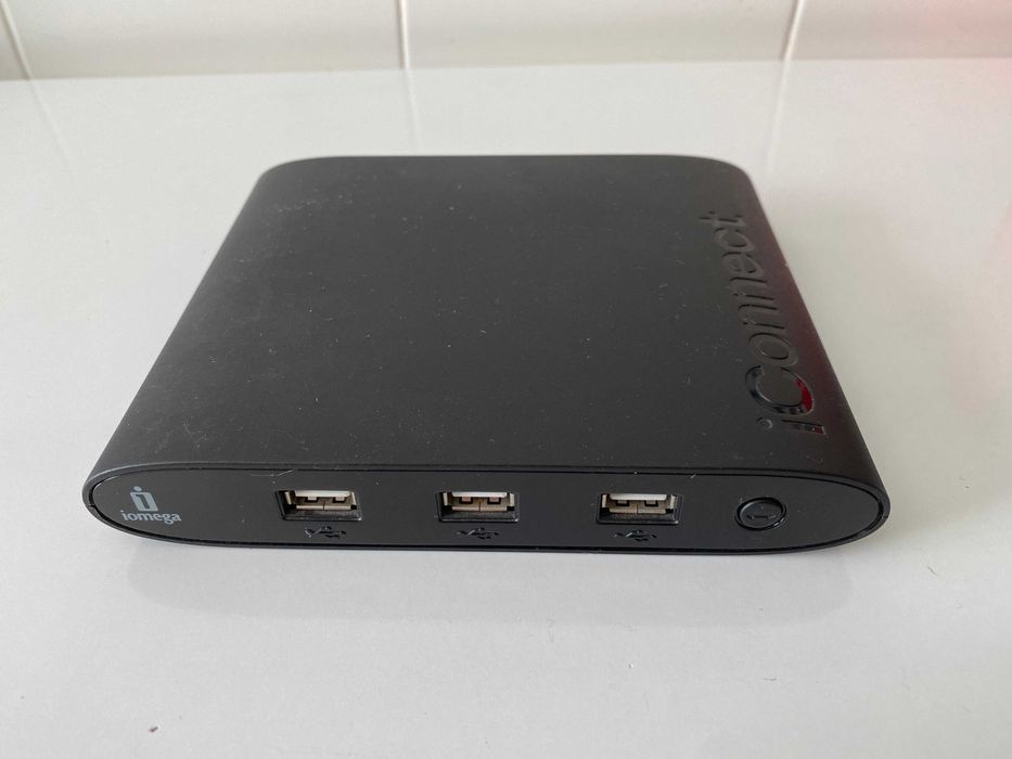 Servidor de rede NAS para discos ou pen USB