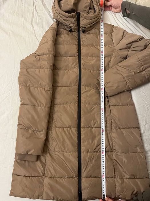 Куртка жіноча подовжена, пальто