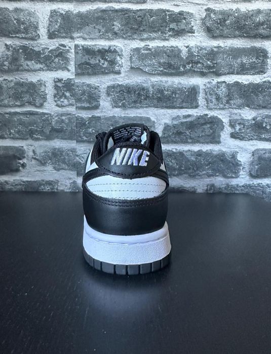 Nike Dunk Low Panda