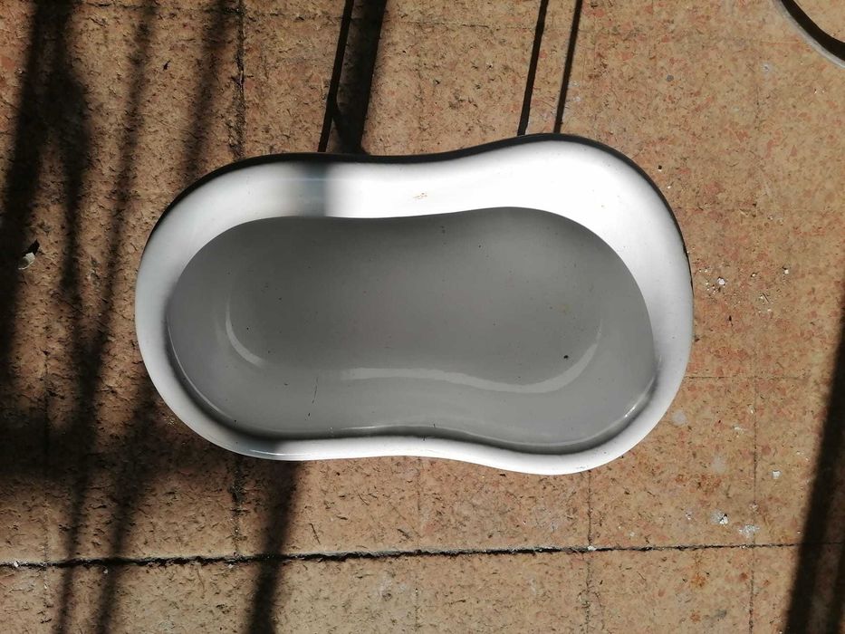 bidé antigo para decporação - floreira