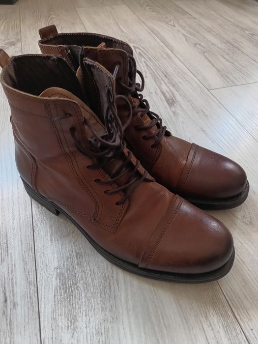 Męskie eleganckie buty