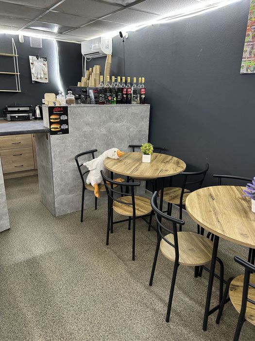 Супер кіоск біля метро від власника