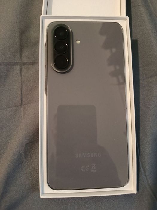 Samsung  a57 256gb